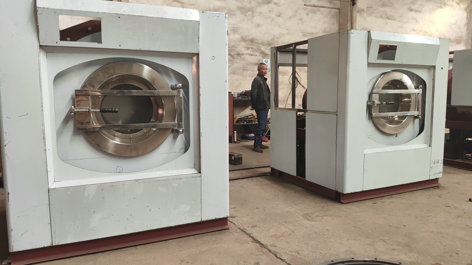 
百家知名企业与大型干洗店的选择：珠江工业全自动洗衣机凭什么获得信赖？
